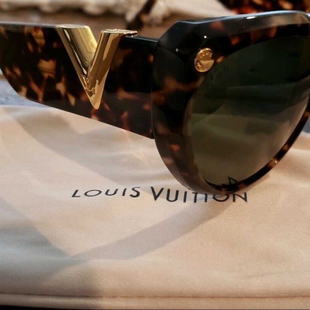 Louis Vuitton My Fair Lady Sunglasses NW 🧡💛🧡💛
